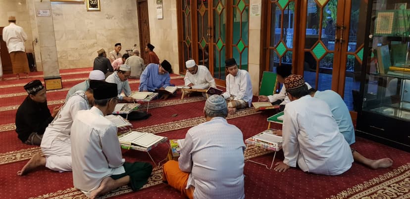 Kajian Quran Santri Lansia